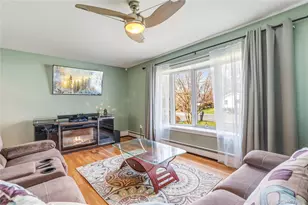 199 Concord Rd, Shirley, NY 11967 - Photo 8