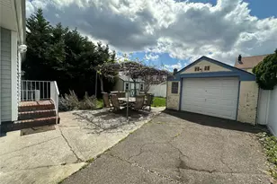 151-26 20th Ave, Whitestone, NY 11357 - Photo 30