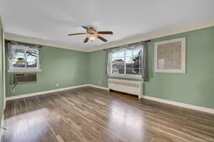 25 Lakeshore Blvd, Massapequa, NY 11758 - Photo 12