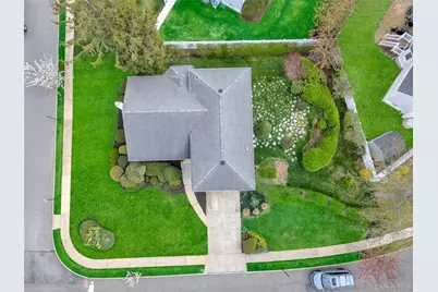 25 Lake Shore Boulevard, Massapequa, NY 11758 - Photo 2