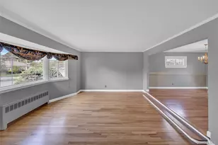 25 Lakeshore Blvd, Massapequa, NY 11758 - Photo 6