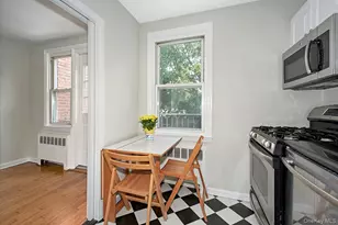 110 Lawn Terrace, Mamaroneck, NY 10543 - Photo 6