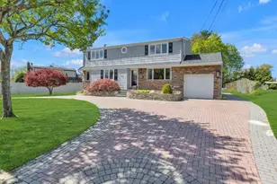 92 Elberta Dr, East Northport, NY 11731 - Photo 2