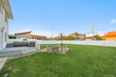 2000 Ocean Boulevard, Atlantic Beach, NY 11509 - Photo 26