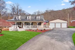 2 Greenwood Dr, Beacon, NY 12508 - Photo 2