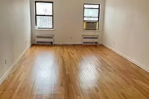 7 Bond, Great Neck, NY 11021 - Photo 4