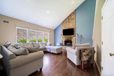 17 Long View Drive, Unionville, NY 10988 - Photo 8
