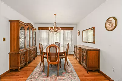32 Chase Avenue, White Plains, NY 10606 - Photo 8
