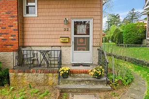 32 Chase Ave, White Plains, NY 10606 - Photo 4