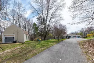 18 Powerline Ln, Staatsburg, NY 12580 - Photo 2