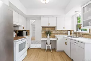 201 Clayton Rd, Scarsdale, NY 10583 - Photo 14