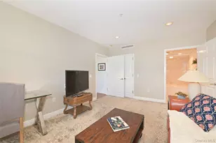 100 Harbor View Dr, Port Washington, NY 11050 - Photo 12