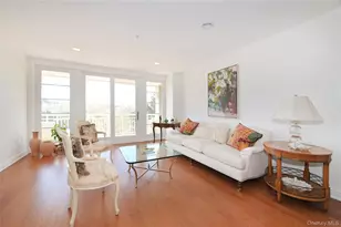 100 Harbor View Dr, Port Washington, NY 11050 - Photo 8