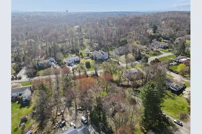 635 S Pascack Road, Chestnut Ridge, NY 10977 - Photo 34