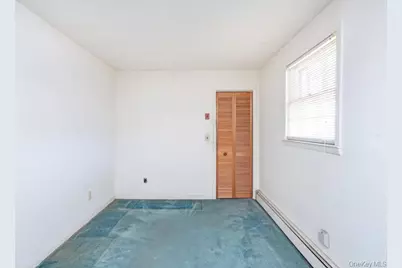 144 W Lake Drive, Lindenhurst, NY 11757 - Photo 8