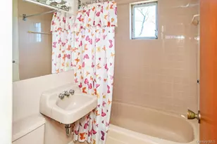 144 W Lake Dr, Lindenhurst, NY 11757 - Photo 10