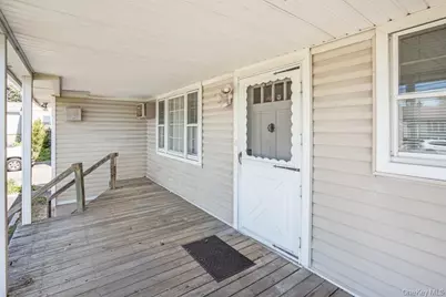 144 W Lake Drive, Lindenhurst, NY 11757 - Photo 12