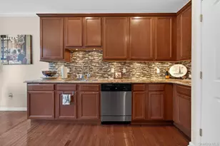 9 Cornwall Ln, Middletown, NY 10940 - Photo 8