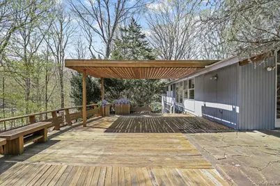 9 E Cradle Rock Road, Pound Ridge, NY 10576 - Photo 18