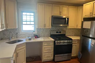 189-20 117th Rd, Saint Albans, NY 11412 - Photo 8