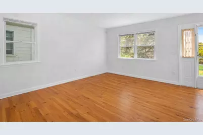 21 W Division Street, Greenwich, CT 06830 - Photo 10