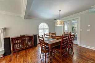 18 Pilgrim Dr, Port Jefferson, NY 11777 - Photo 10