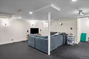 54 Ogden Ave, White Plains, NY 10605 - Photo 34