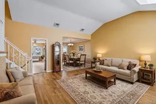 54-08 253rd St, Little Neck, NY 11362 - Photo 4