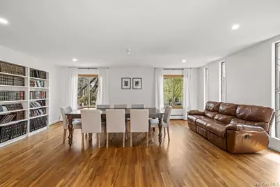 84 Tennyson Drive, Nanuet, NY 10954 - Photo 12