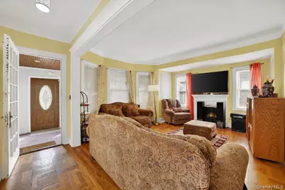 153 Hillside Avenue, Mount Vernon, NY 10553 - Photo 6