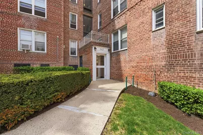 5621 Netherland Avenue #3D, Bronx, NY 10471 - Photo 1
