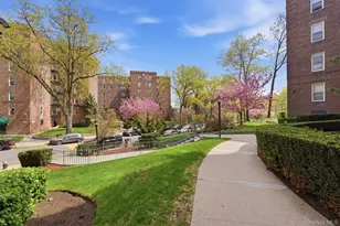 5621 Netherland Ave, Bronx, NY 10471 - Photo 22