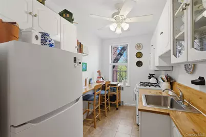5621 Netherland Avenue #3D, Bronx, NY 10471 - Photo 14