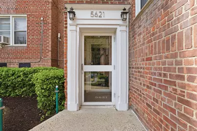 5621 Netherland Avenue #3D, Bronx, NY 10471 - Photo 2