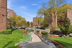 5621 Netherland Ave, Bronx, NY 10471 - Photo 4