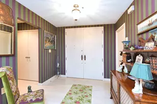 123 Middle Neck Rd, Great Neck, NY 11021 - Photo 2