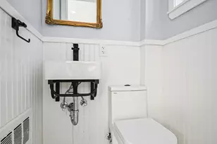 73-36 196th St, Fresh Meadows, NY 11366 - Photo 12