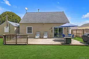 304 Jamaica Blvd, Carle Place, NY 11514 - Photo 16