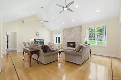 14 Glen Lane, Newburgh, NY 12550 - Photo 10