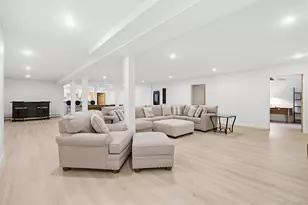 14 Glen Ln, Newburgh, NY 12550 - Photo 32
