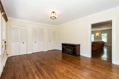 21 Franklin Avenue, Glen Cove, NY 11542 - Photo 10