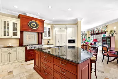 17 Hilldale Lane, Sands Point, NY 11050 - Photo 24
