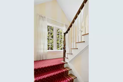 17 Hilldale Lane, Sands Point, NY 11050 - Photo 42