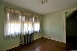 2586 Riverside Dr, Wantagh, NY 11793 - Photo 20