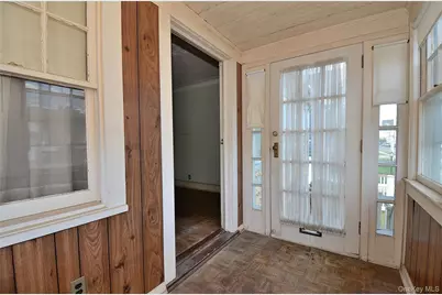 2586 Riverside Drive, Wantagh, NY 11793 - Photo 6