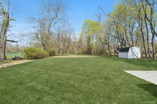 5075 Main Rd, Laurel, NY 11948 - Photo 18