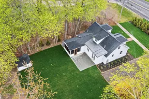 5075 Main Rd, Laurel, NY 11948 - Photo 2