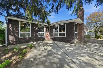 19 Gaymor Lane, Commack, NY 11725 - Photo 22