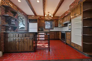 19 Gaymor Ln, Commack, NY 11725 - Photo 6