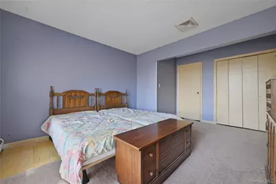 19 Gaymor Lane, Commack, NY 11725 - Photo 18